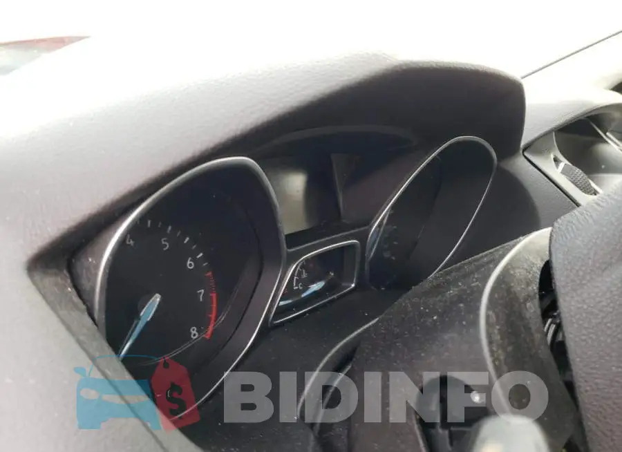 1FADP3F21GL204473 Photo# 9