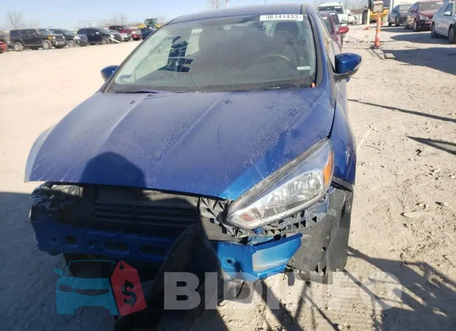 1FADP3FE1JL210940 Photo# 5