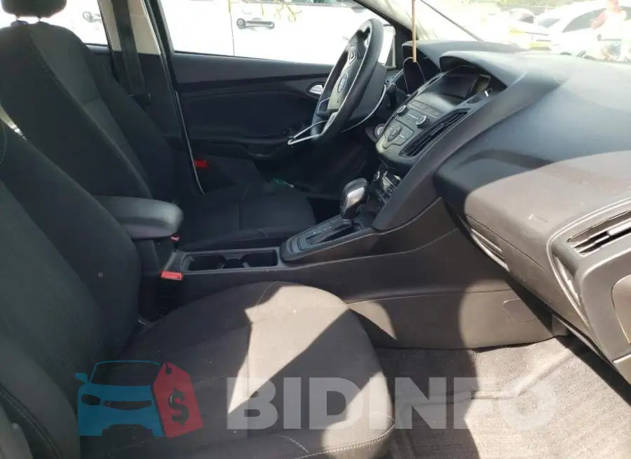 1FADP3FE8JL309030 Photo# 5