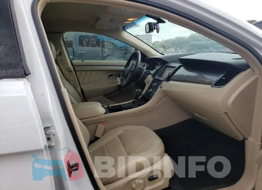1FAHP2E82FG105752 Photo# 5