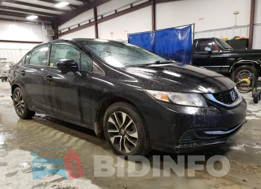 19XFB2F88EE028995 Photo# 4