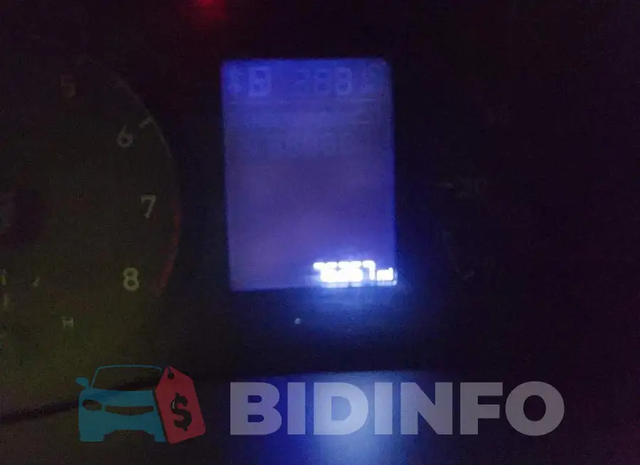 3KPC24A33KE040994 Photo# 9