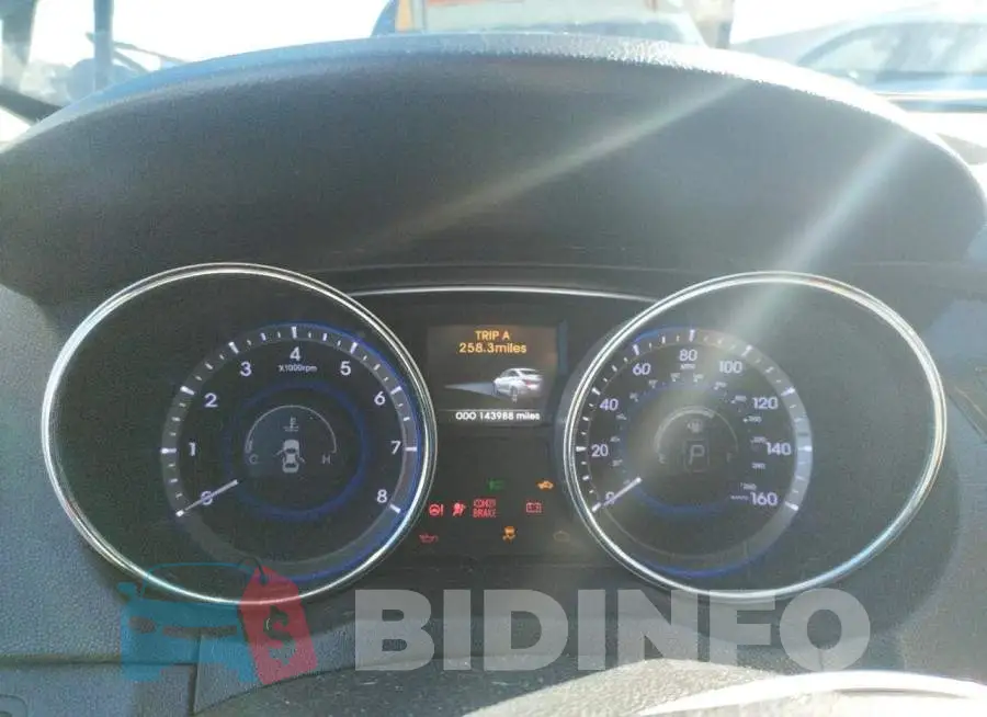 5NPEC4AB8EH848450 Photo# 9
