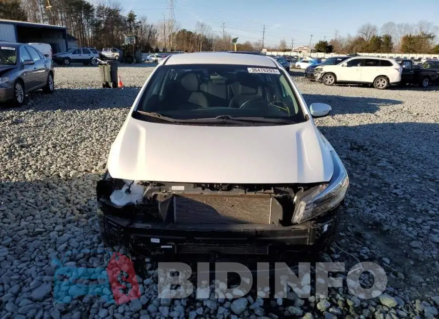 3KPFL4A72HE121037 Photo# 5