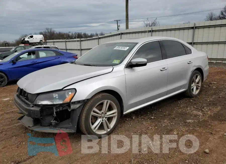 1VWBN7A34EC030990 Photo# 1