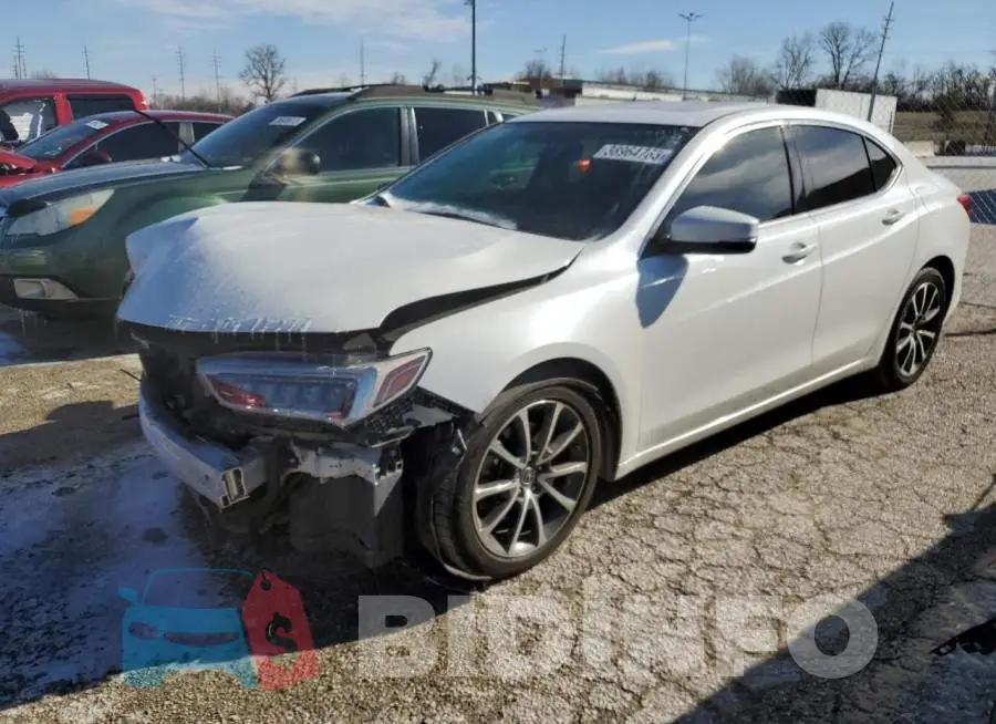 19UUB2F32KA001464 Photo# 1