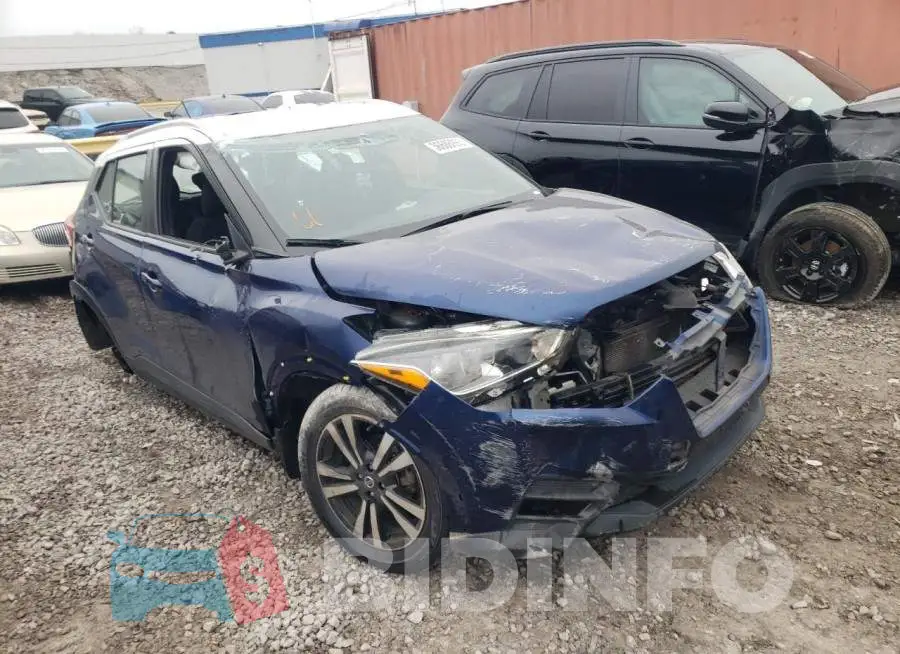 3N1CP5CU7JL528517 Photo# 4