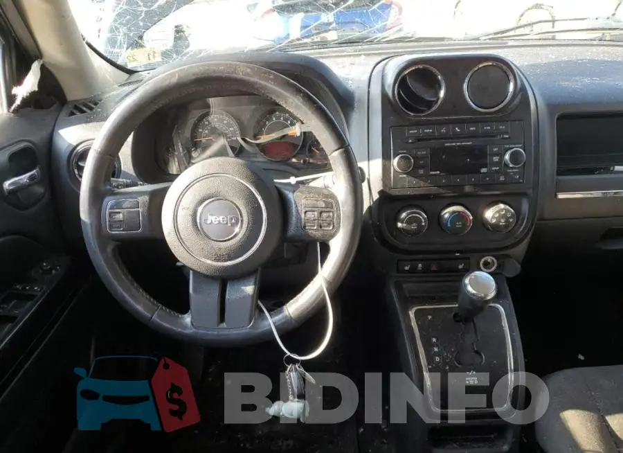 1C4NJRFBXFD190262 Photo# 8