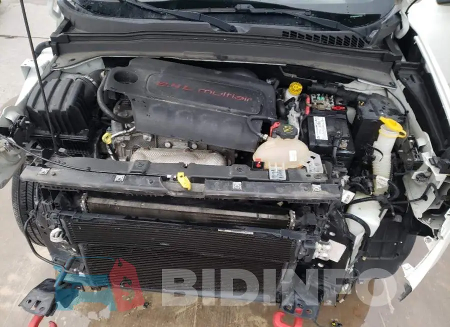 ZACCJBCB8HPE79941 Photo# 12