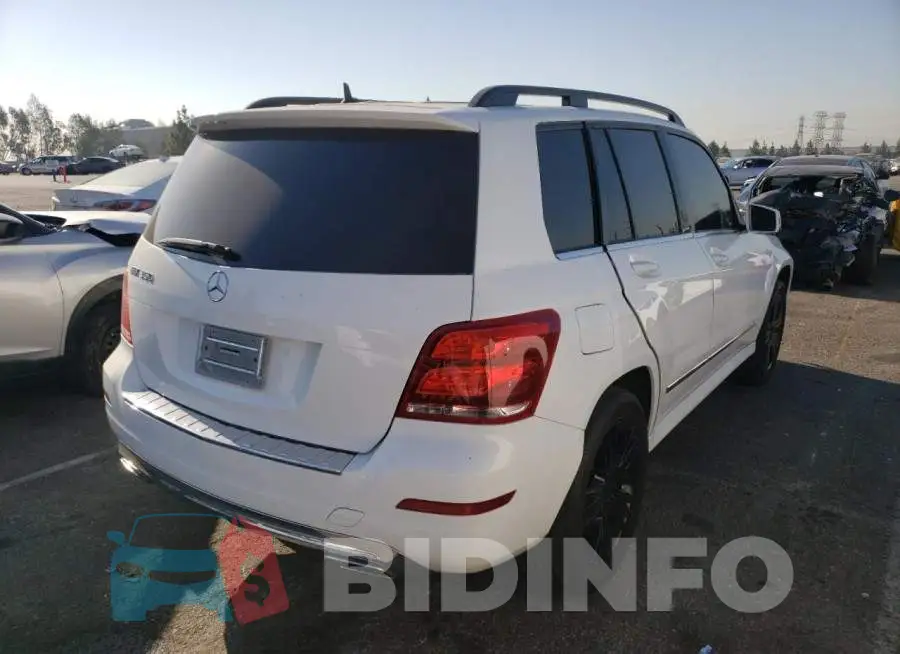 WDCGG5HB0FG378584 Photo# 4
