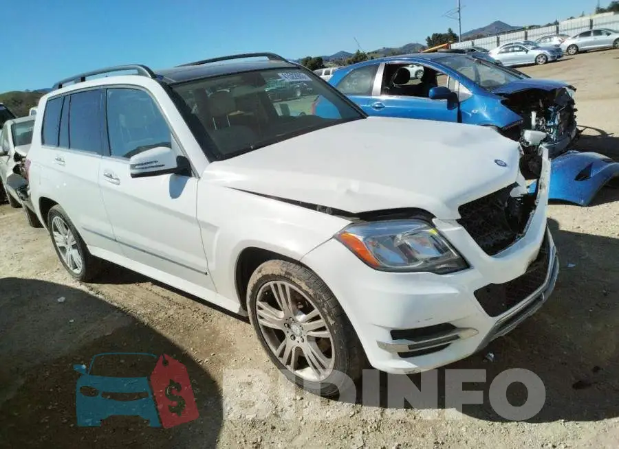 WDCGG8JB4FG435414 Photo# 4