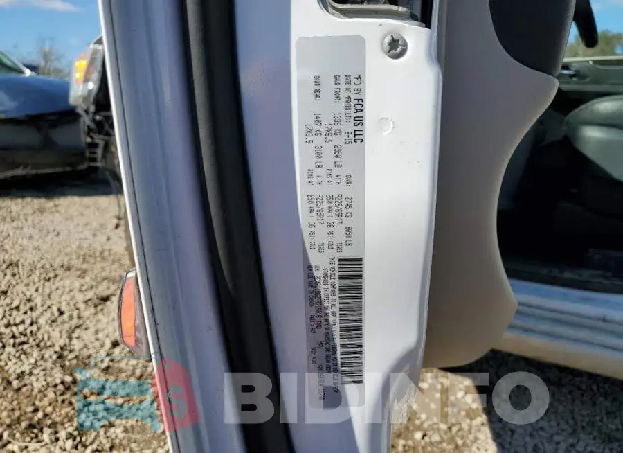 2C4RC1BG2FR718016 Photo# 13