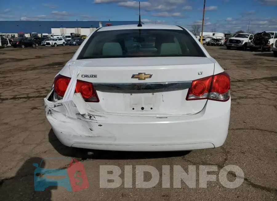 1G1PC5SB9E7277643 Photo# 6