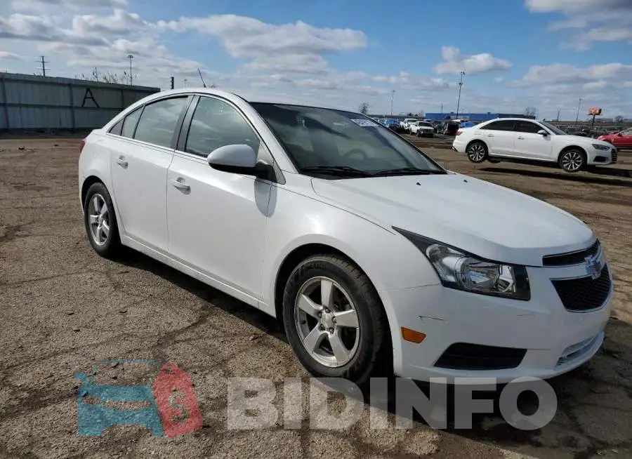 1G1PC5SB9E7277643 Photo# 4