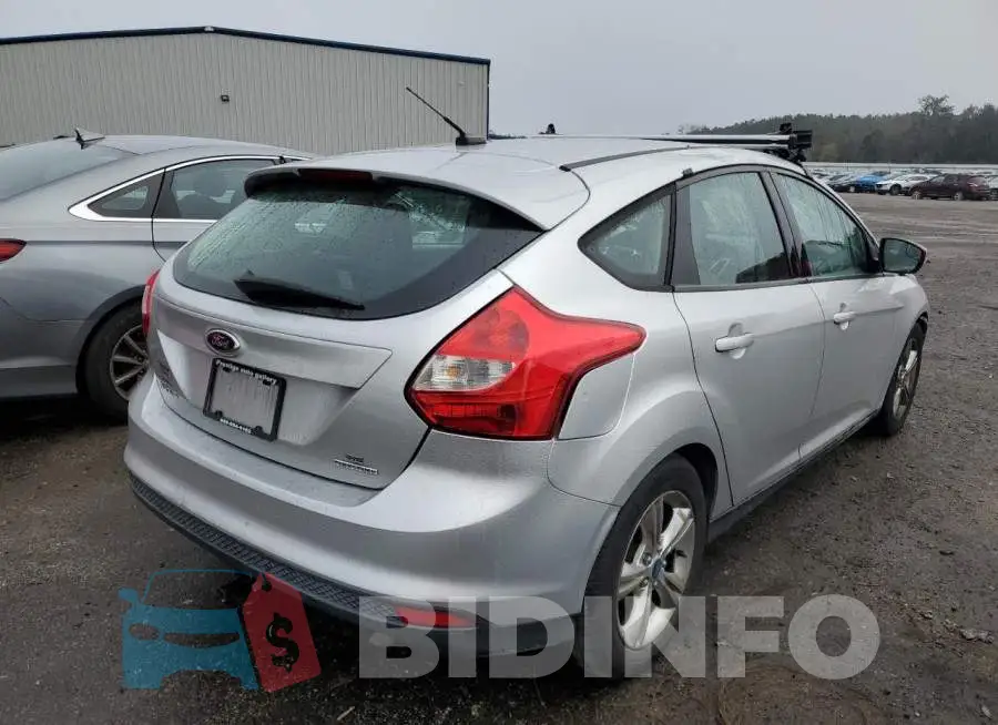 1FADP3K26EL137355 Photo# 4