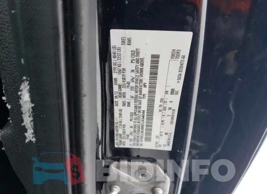 1FMCU9J96EUA94044 Photo# 13