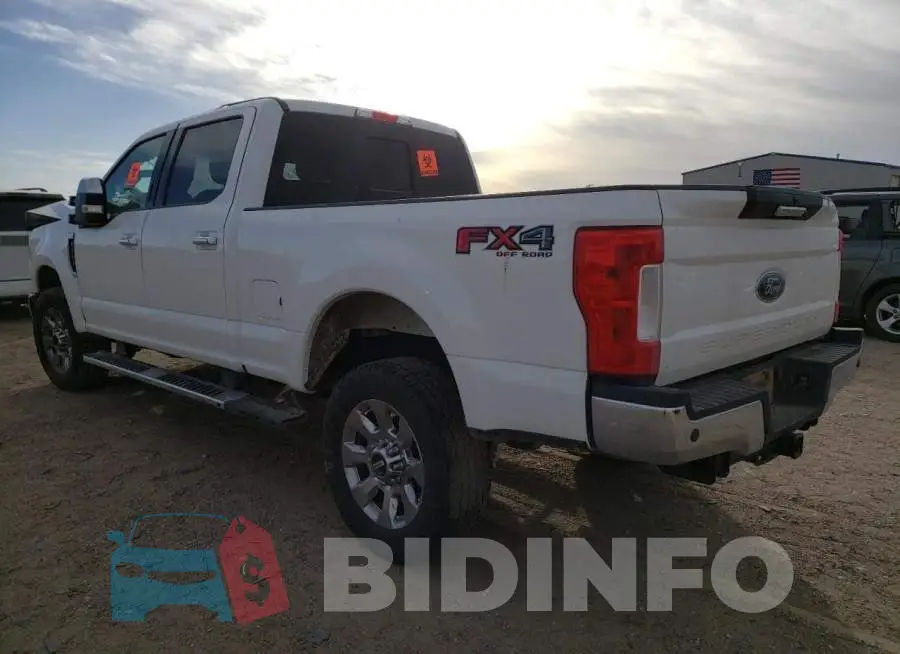 1FT7W2B68JEB67768 Photo# 2