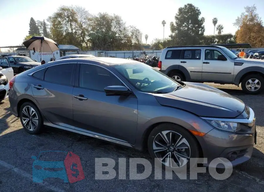 19XFC1F79HE210952 Photo# 4