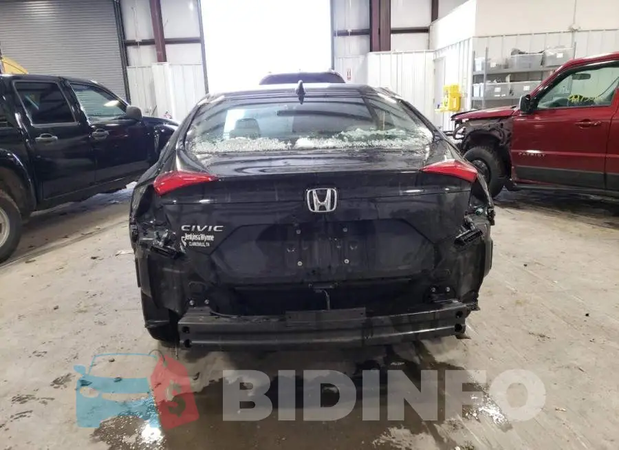 19XFC2F70HE081019 Photo# 6