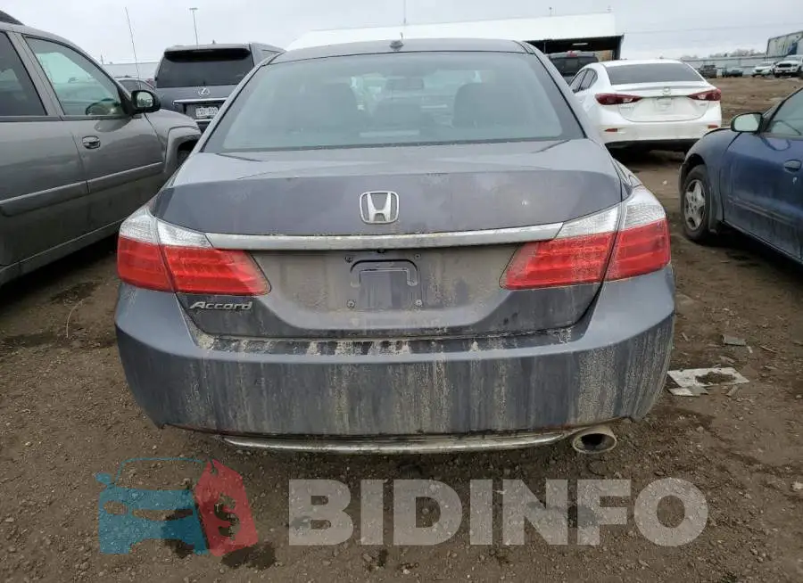 1HGCR2F83FA183717 Photo# 6