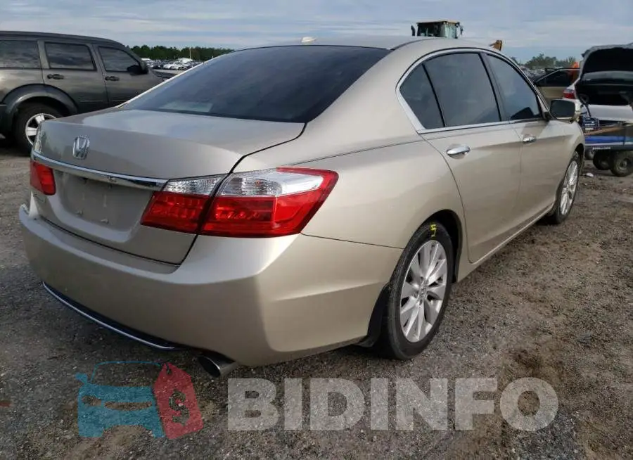 1HGCR2F84EA175589 Photo# 4