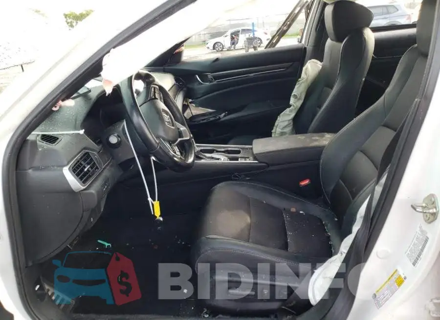 1HGCV1F32KA156013 Photo# 7