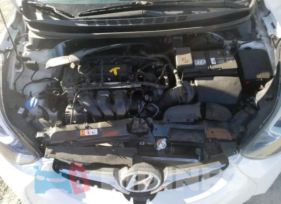 5NPDH4AE8GH772349 Photo# 11