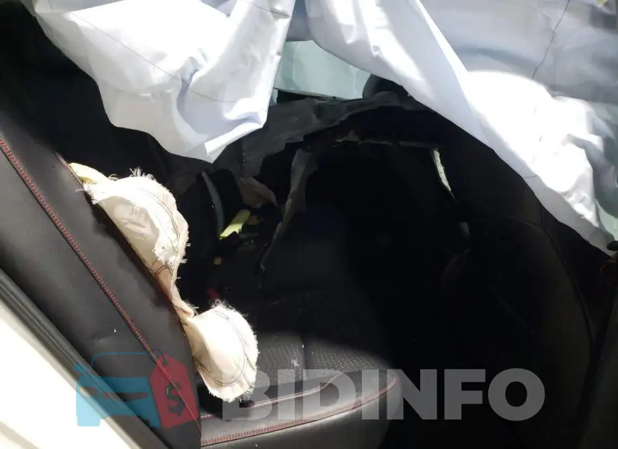 4T1BF1FK8FU042015 Photo# 6