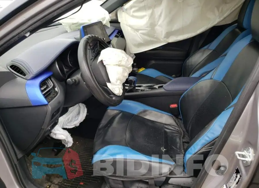 NMTKHMBX1LR110509 Photo# 7