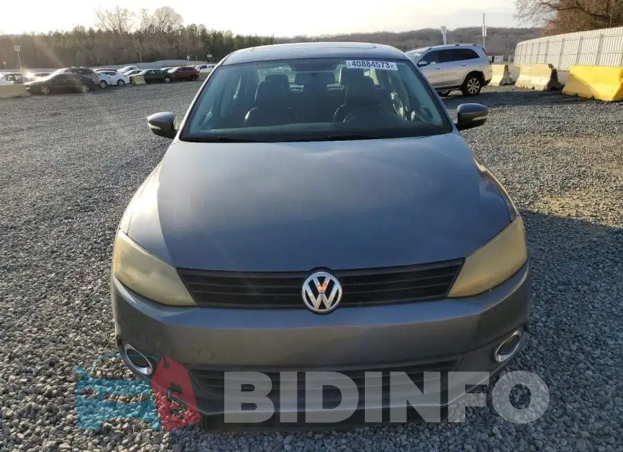 3VW3L7AJ0EM441617 Photo# 5