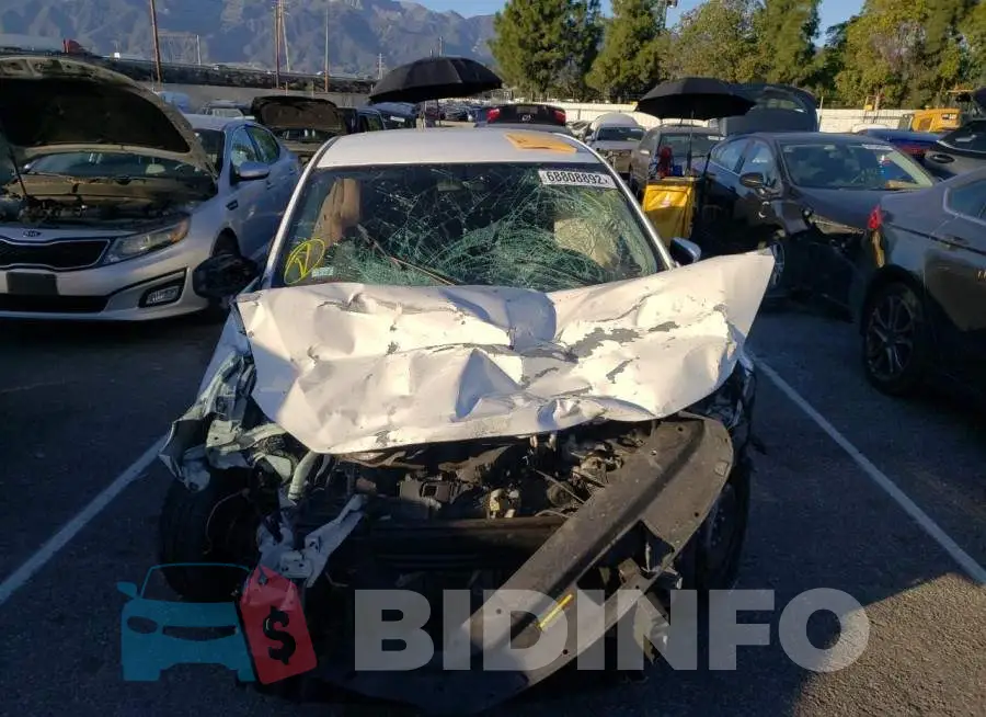 3N1AB7AP8FY301717 Photo# 5