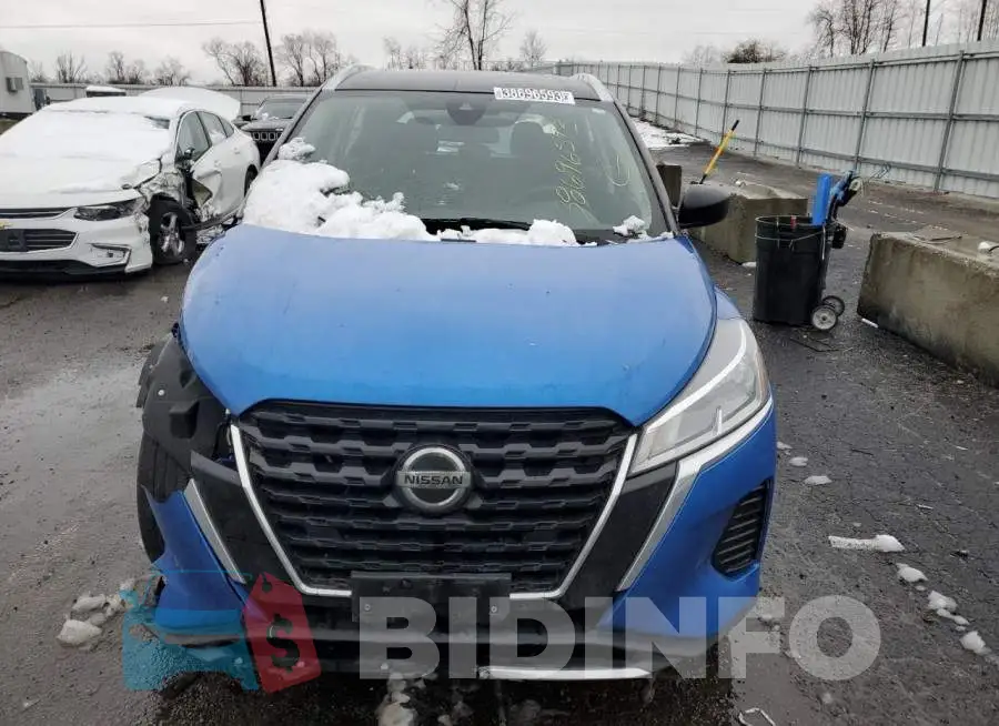 3N1CP5CV3ML472945 Photo# 5