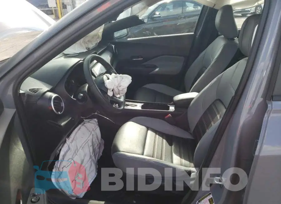 3N1CP5DV6NL475127 Photo# 7