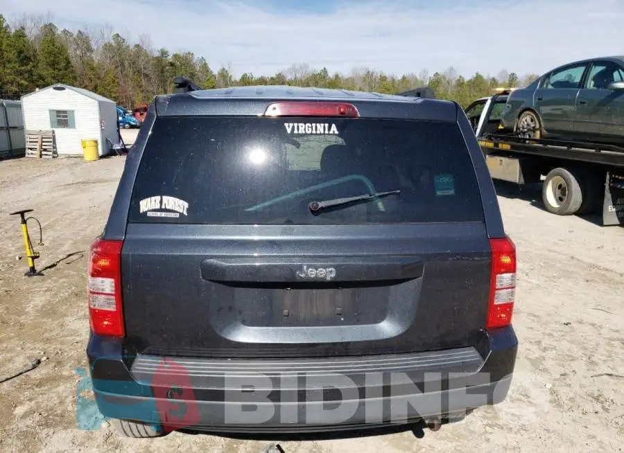 1C4NJPBB5ED785366 Photo# 6