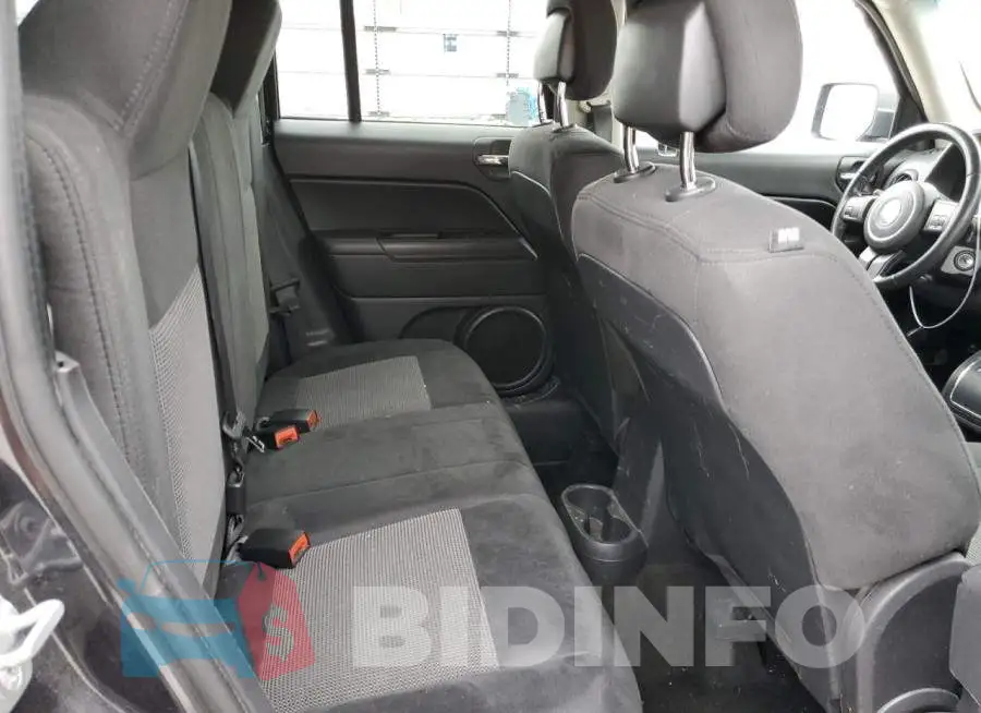 1C4NJPFB2ED600457 Photo# 11