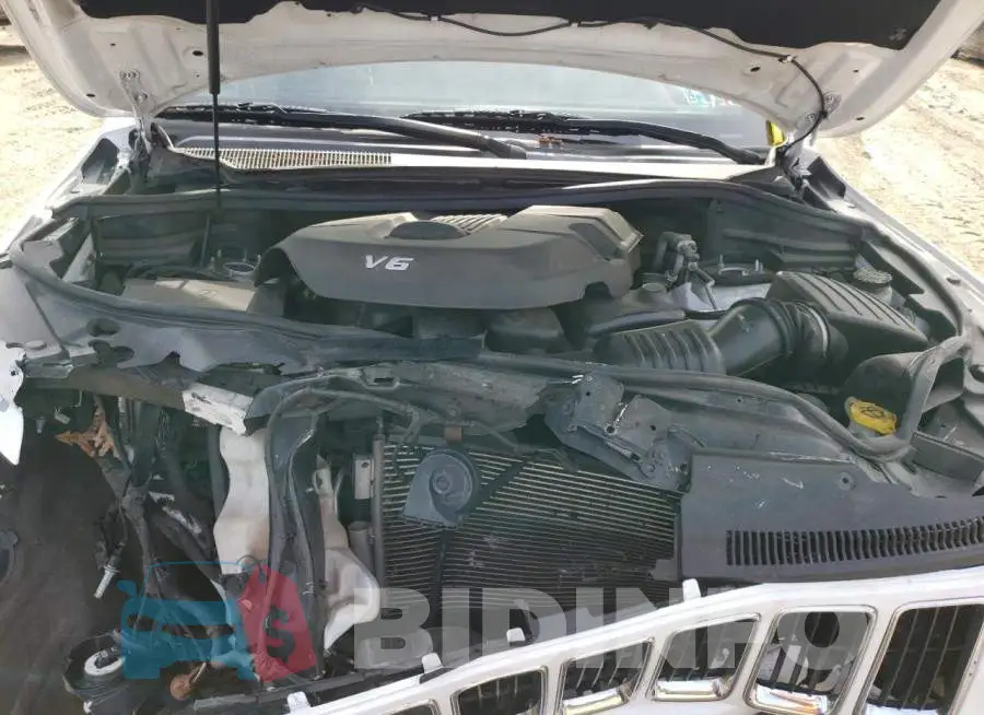 1C4RJFBG6FC950596 Photo# 7