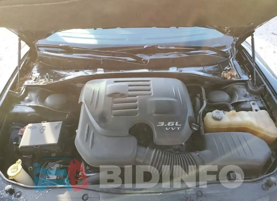 2C3CDXBG4FH716977 Photo# 7