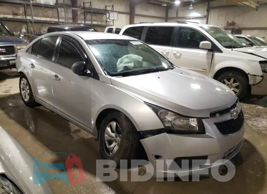1G1PA5SG4E7193117 Photo# 4