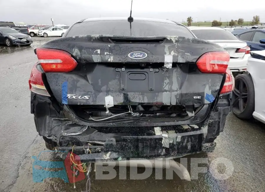 1FADP3F22JL273468 Photo# 6