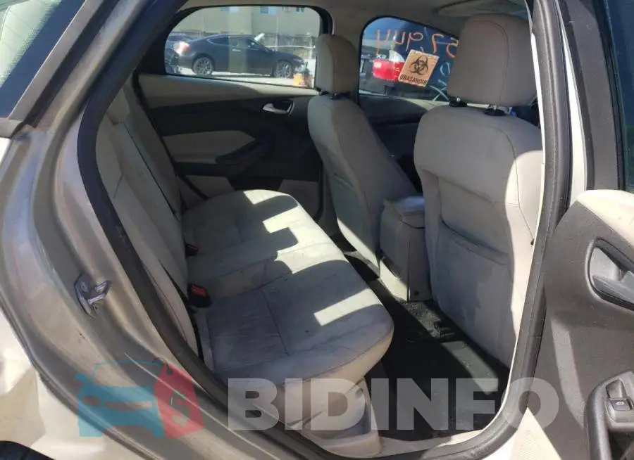 1FADP3F28FL311793 Photo# 5