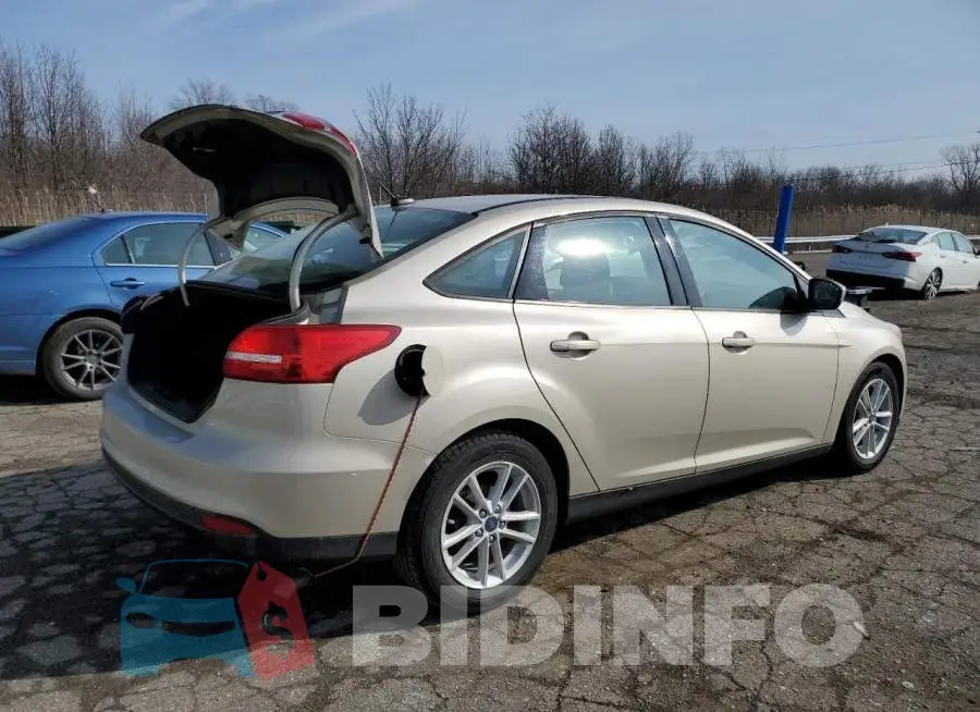 1FADP3F2XJL239052 Photo# 3