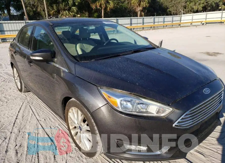 1FADP3J2XJL314291 Photo# 4