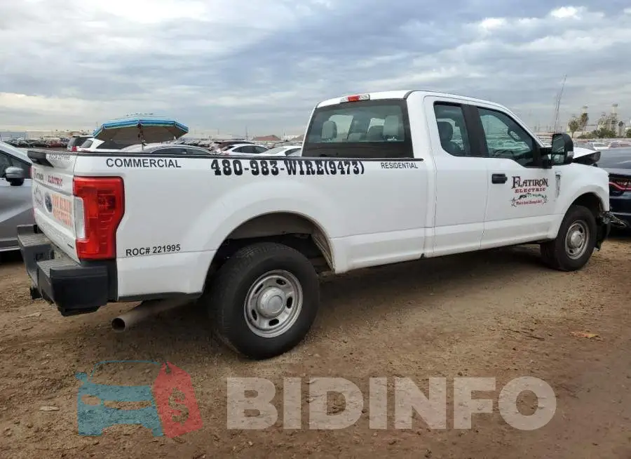 1FT7X2A62HEC56485 Photo# 3