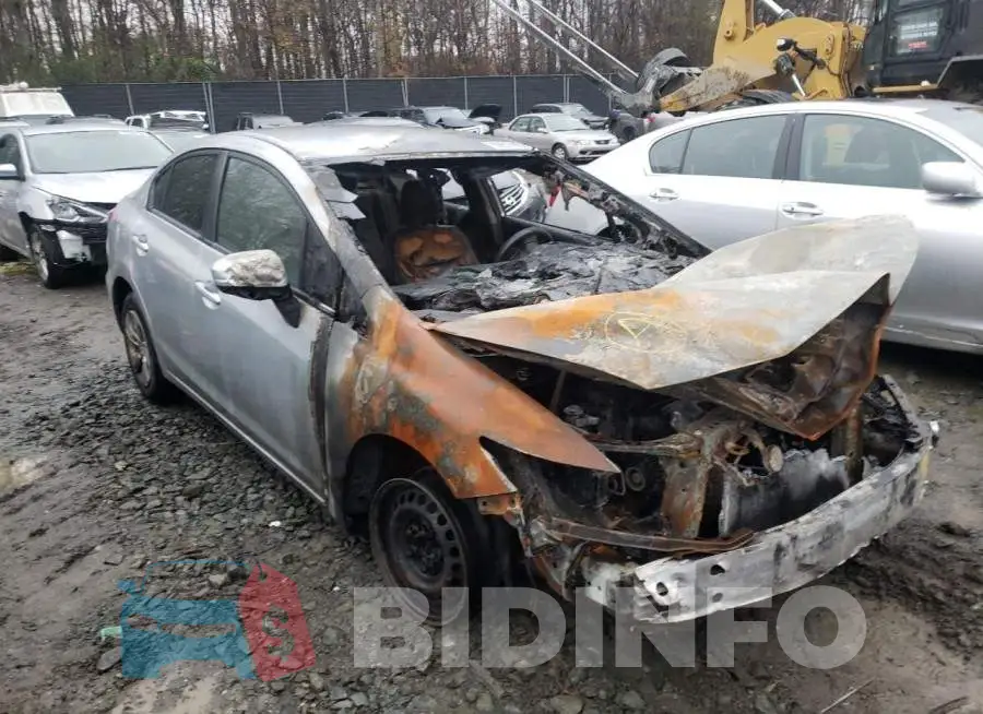 19XFB2F58FE233577 Photo# 4