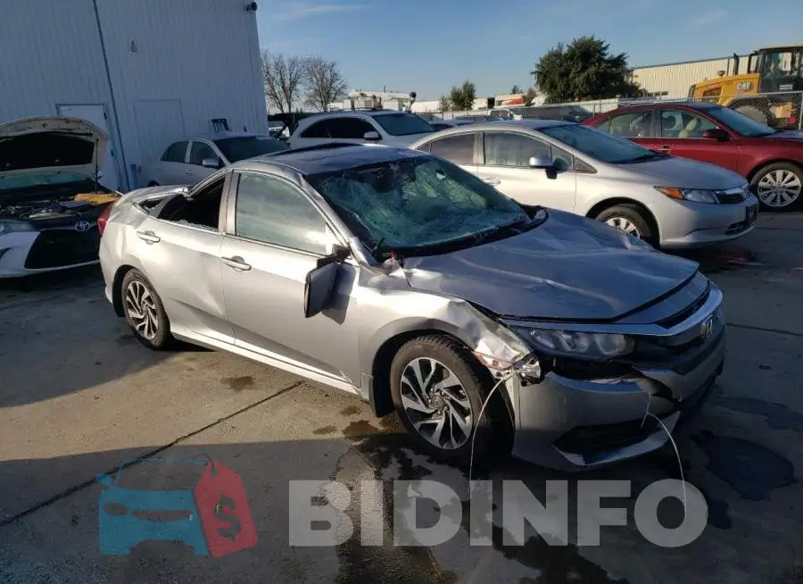 19XFC2F70HE227175 Photo# 4