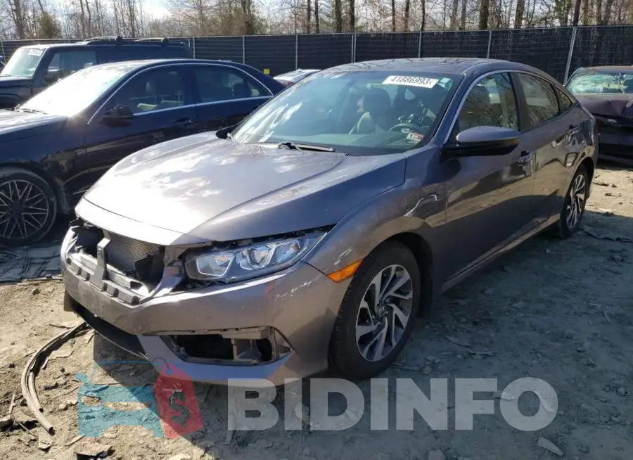 19XFC2F77HE012747 Photo# 1