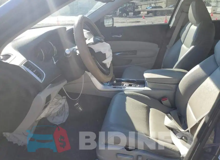 19UUB1F35FA018310 Photo# 7