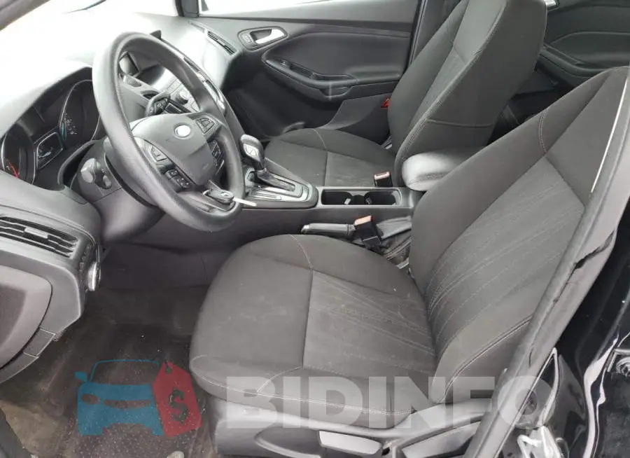 1FADP3F2XJL295511 Photo# 7