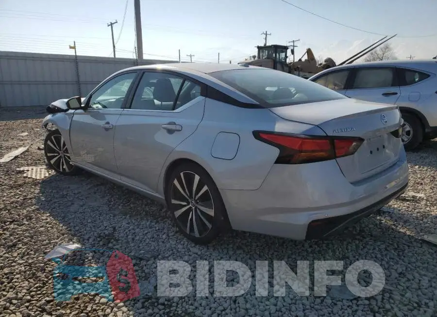 1N4BL4CV9MN418053 Photo# 2
