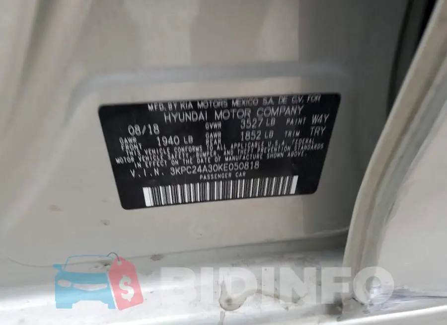 3KPC24A30KE050818 Photo# 12